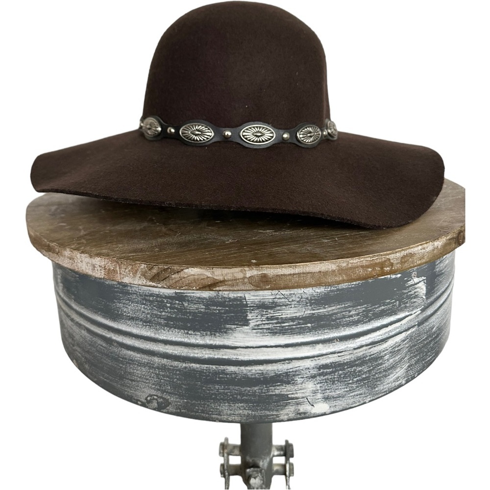 Scala Collezione Southwestern Wide Brim Wool Hat Oval Concho Trim Brown One Size